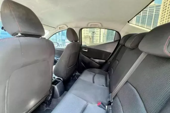 Mazda 2 2016 photo 5