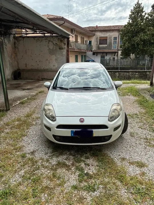 Fiat Punto 2014 photo 3