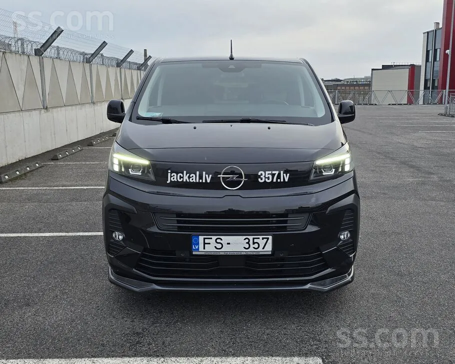 Opel Zafira Life 2025 photo 2