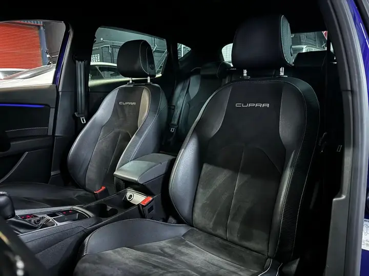 Seat Leon 2019 photo 2