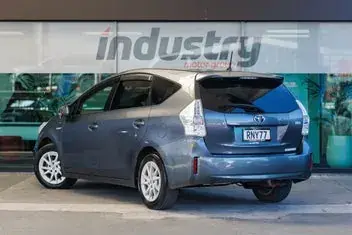 Toyota Prius 2013 photo 3