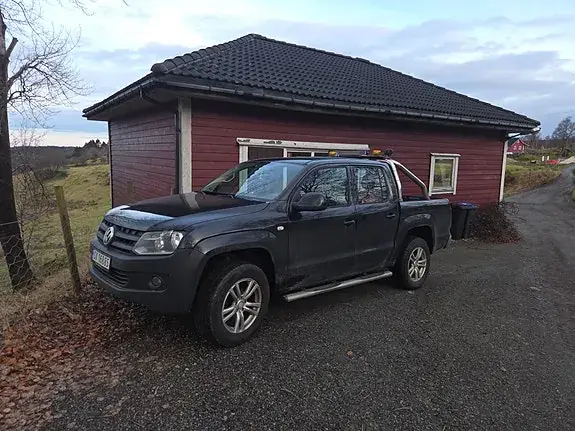 Volkswagen Amarok 2011 photo 2