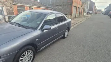 Mitsubishi Carisma