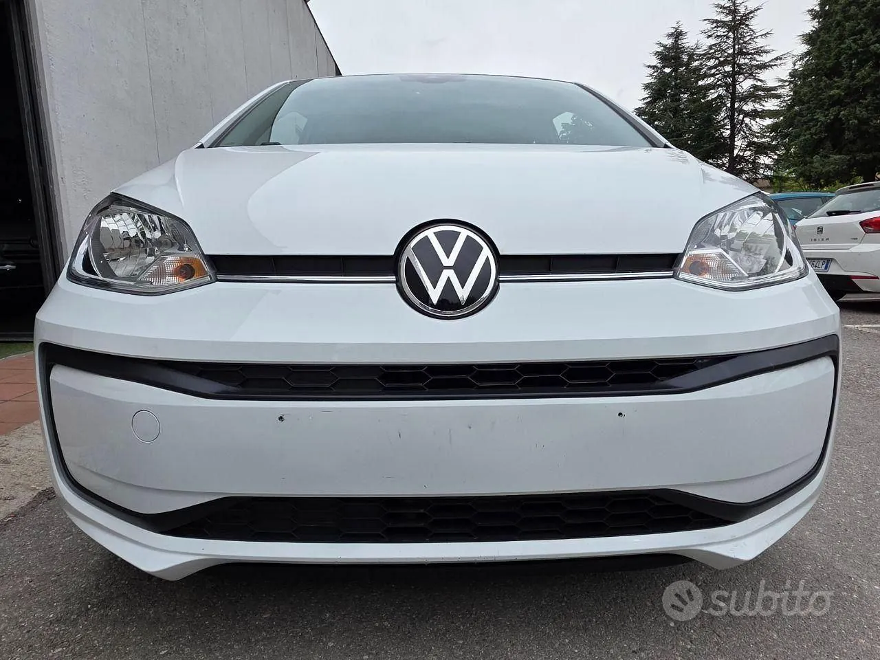Volkswagen Up 2020 photo 2