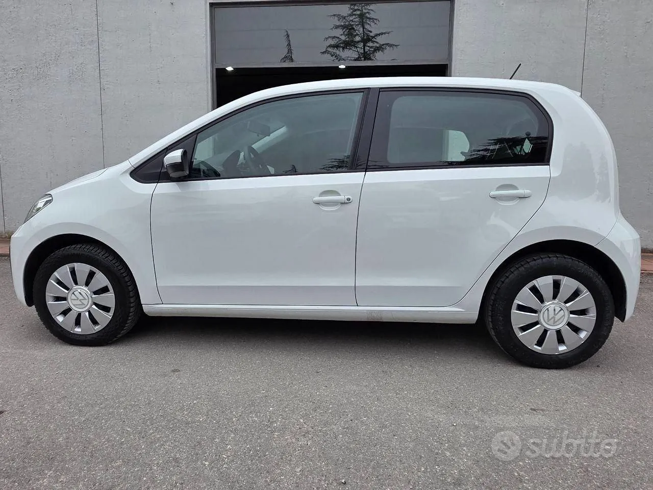 Volkswagen Up 2020 photo 4