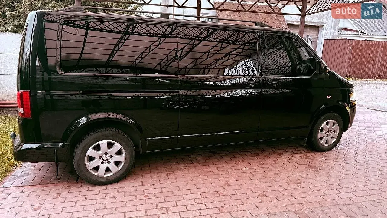 Volkswagen Caravelle 2011 photo 3