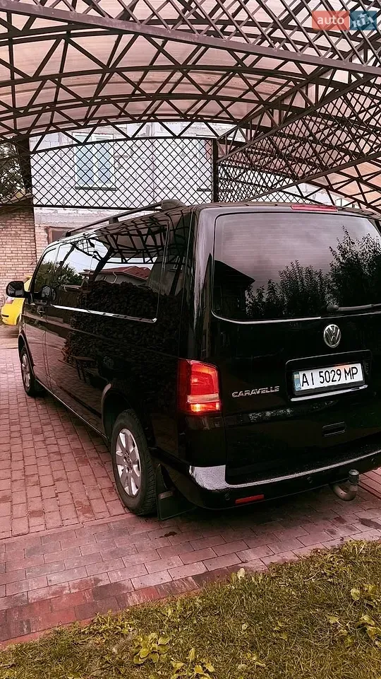 Volkswagen Caravelle 2011 photo 2