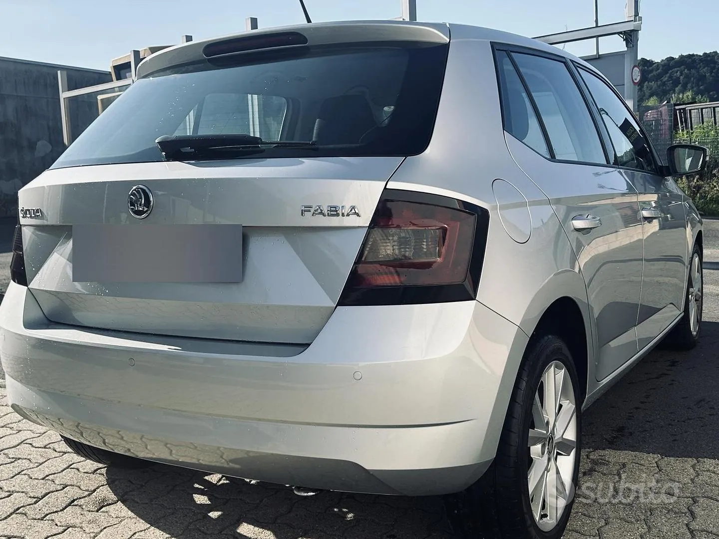 Skoda Fabia 2017 photo 2