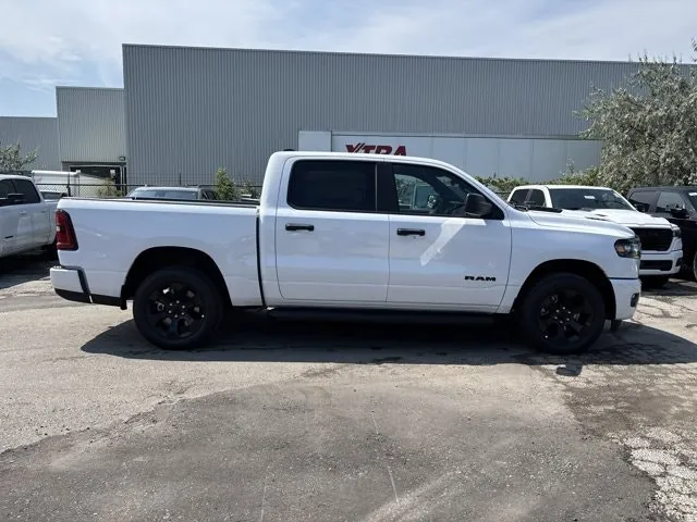 Ram 1500 Express 2027 photo 4