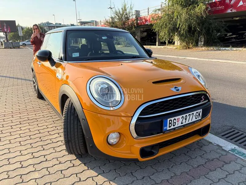 Mini Cooper S 2014 photo 2