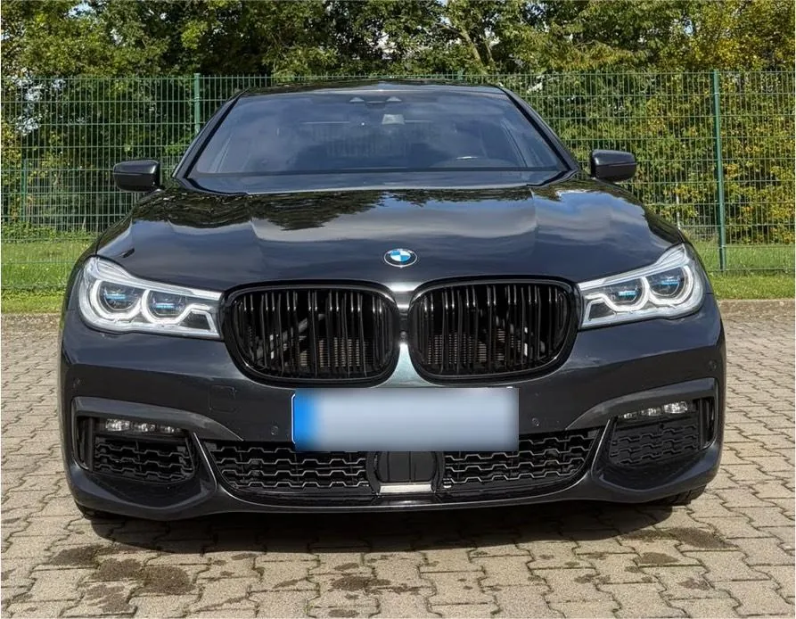 BMW 750I