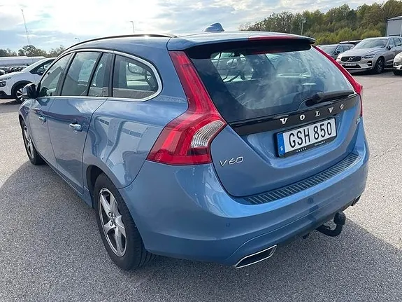 Volvo V60 2015 photo 4
