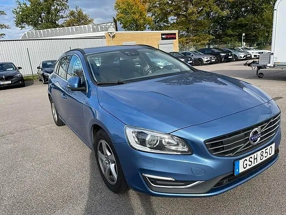 Volvo V60 2015 photo 2