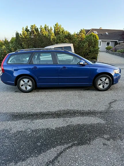 Volvo V50 2010 photo 5