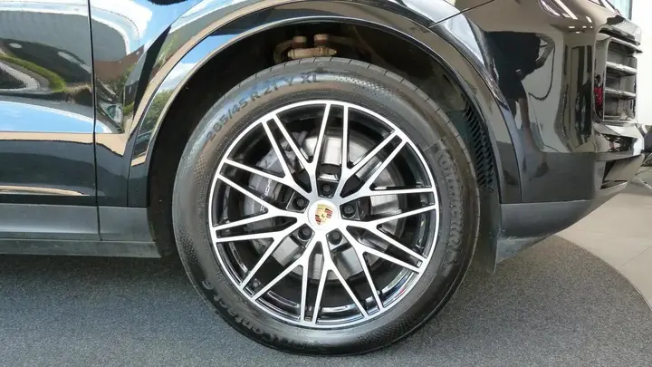 Porsche Cayenne 2024 photo 4