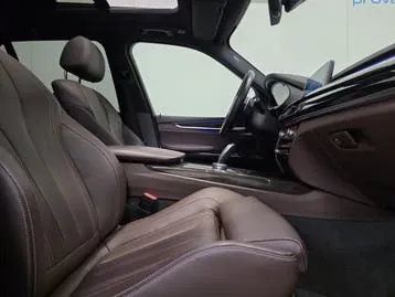 BMW X5 2018 photo 2