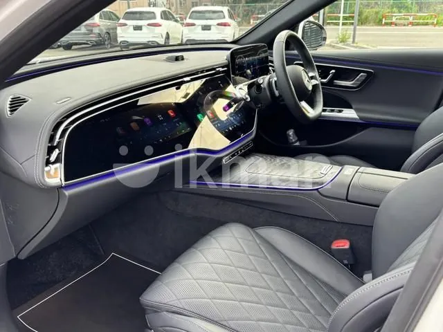 Mercedes-Benz E200 2025 photo 5