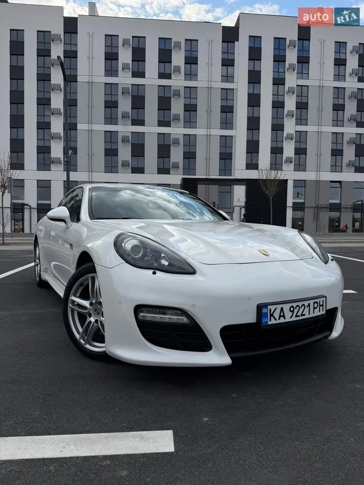Porsche Panamera