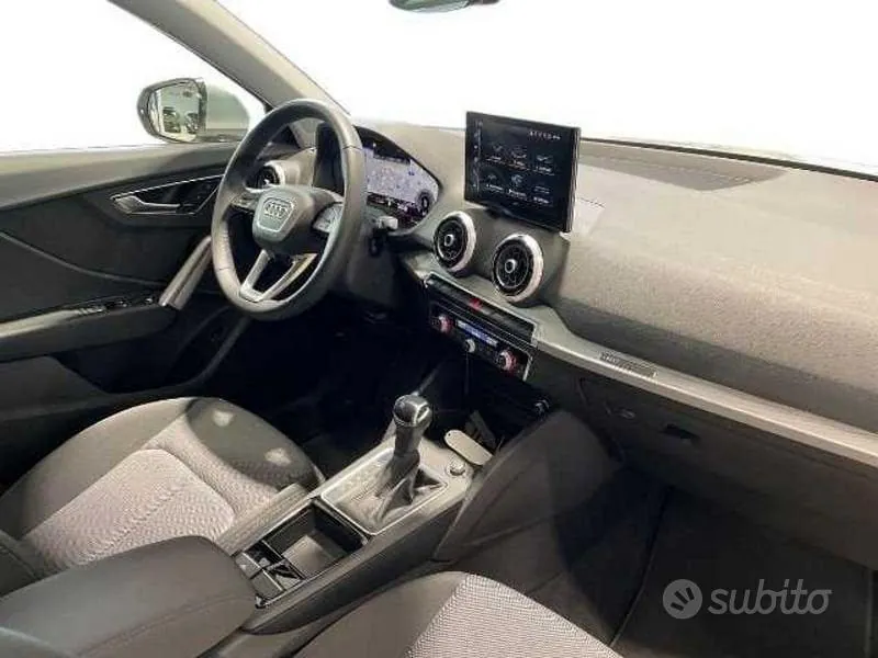 Audi Q2 2024 photo 3