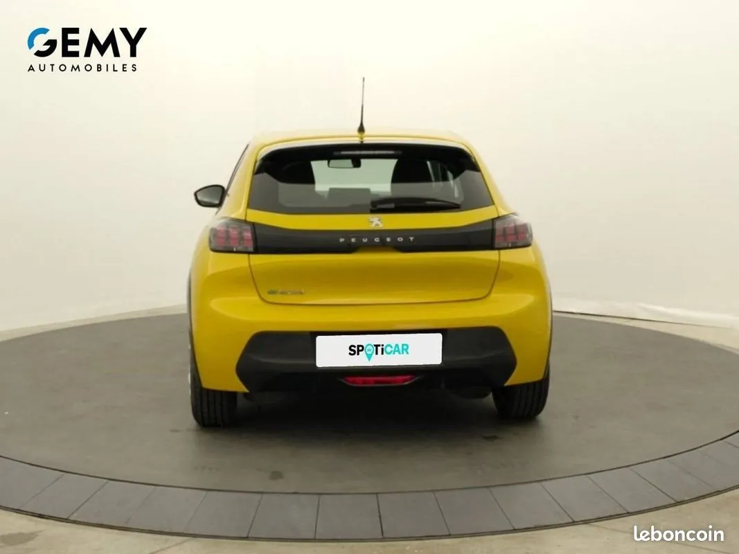 Peugeot 208 2023 photo 5