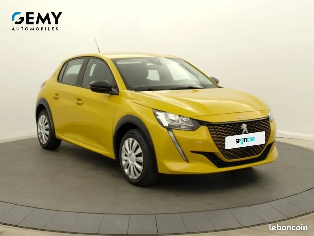 Peugeot 208 2023 photo 3