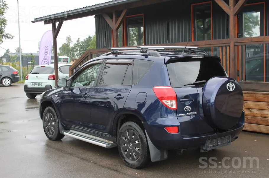 Toyota Rav4 2007 photo 3