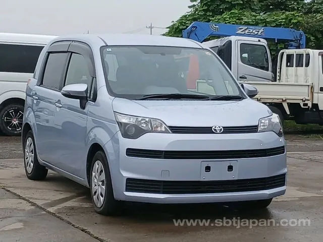 Toyota Spade F