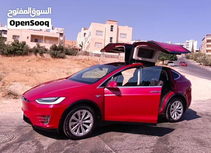 Tesla Model X 2016 photo 4