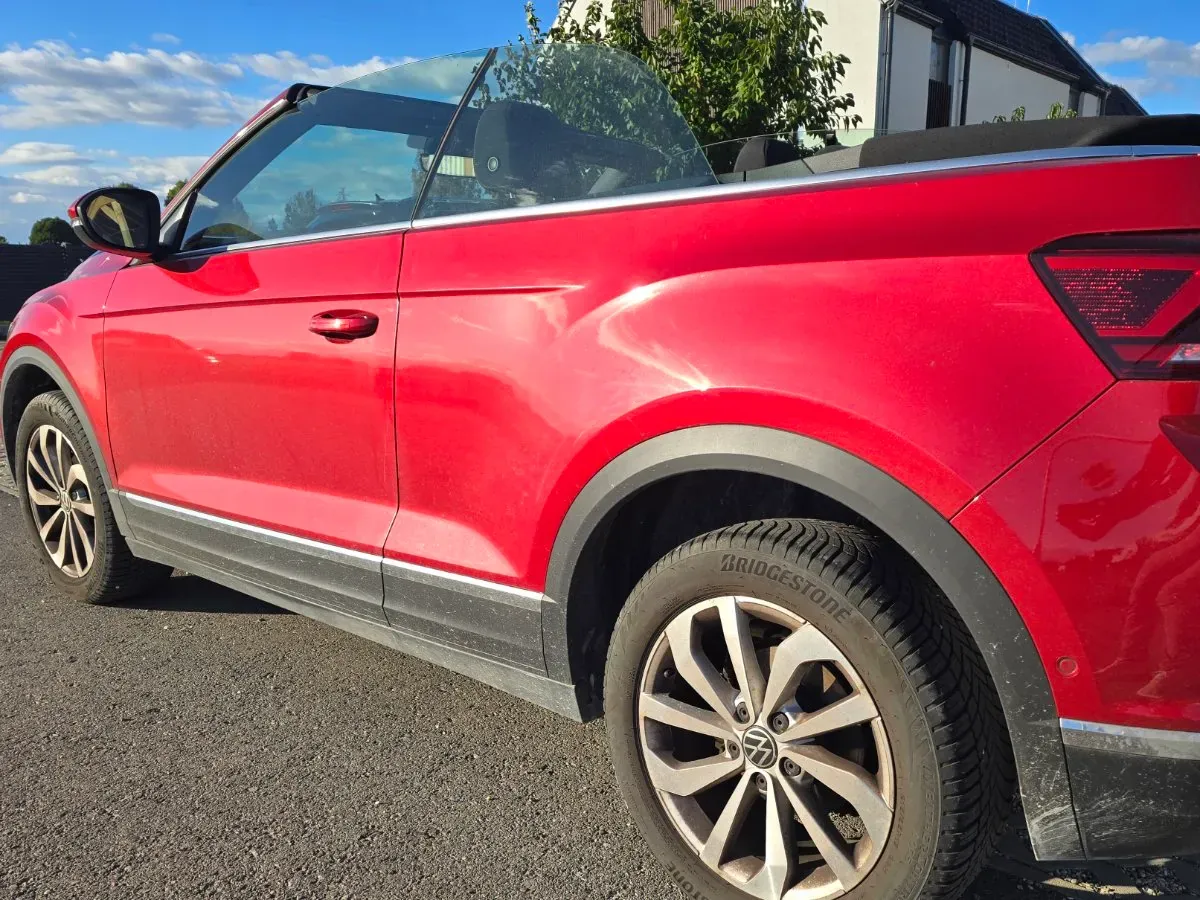 Volkswagen T-Roc 2024 photo 2