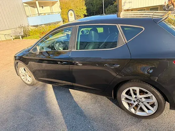 Seat Leon 2013 photo 4