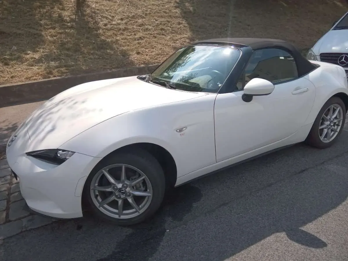 Mazda Mx-5 2016 photo 2
