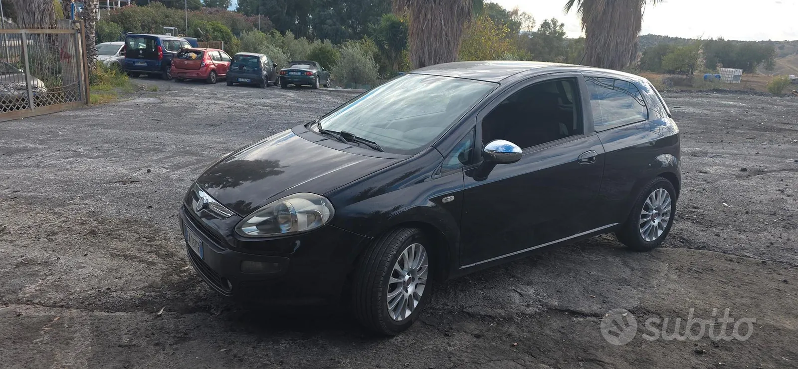 Fiat Punto Evo 2012 photo 2