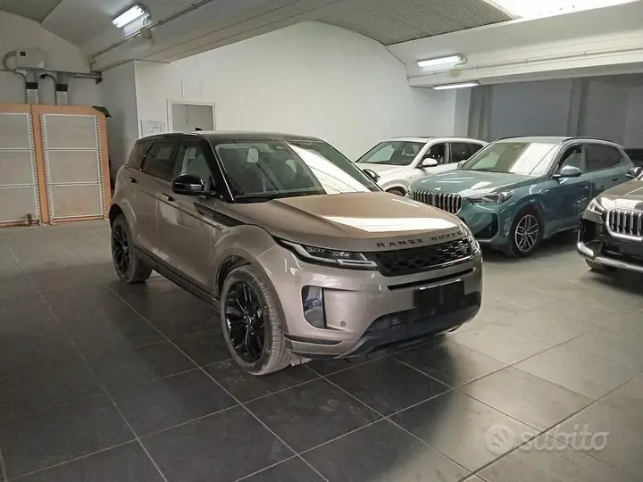 Land Rover Range Rover Evoque 2023 photo 5