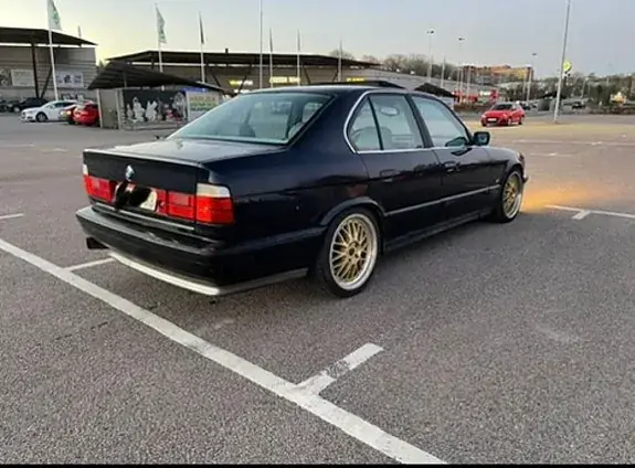 BMW 530I
