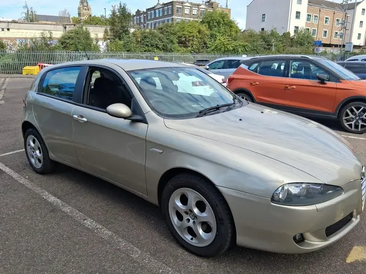 Alfa Romeo 147