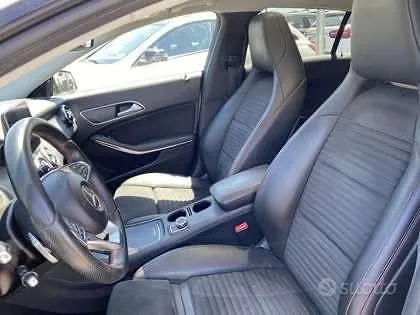 Mercedes-Benz Cla 2017 photo 2