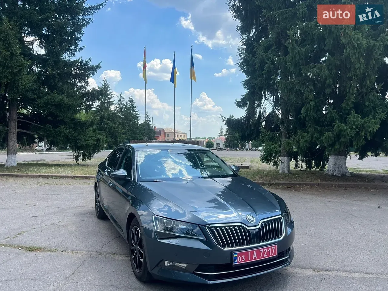 Skoda Superb 2019 photo 4