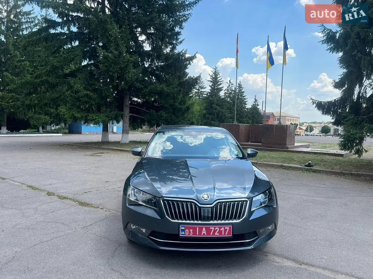 Skoda Superb 2019 photo 5