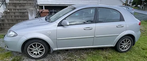 Daewoo Lacetti 2005 photo 2