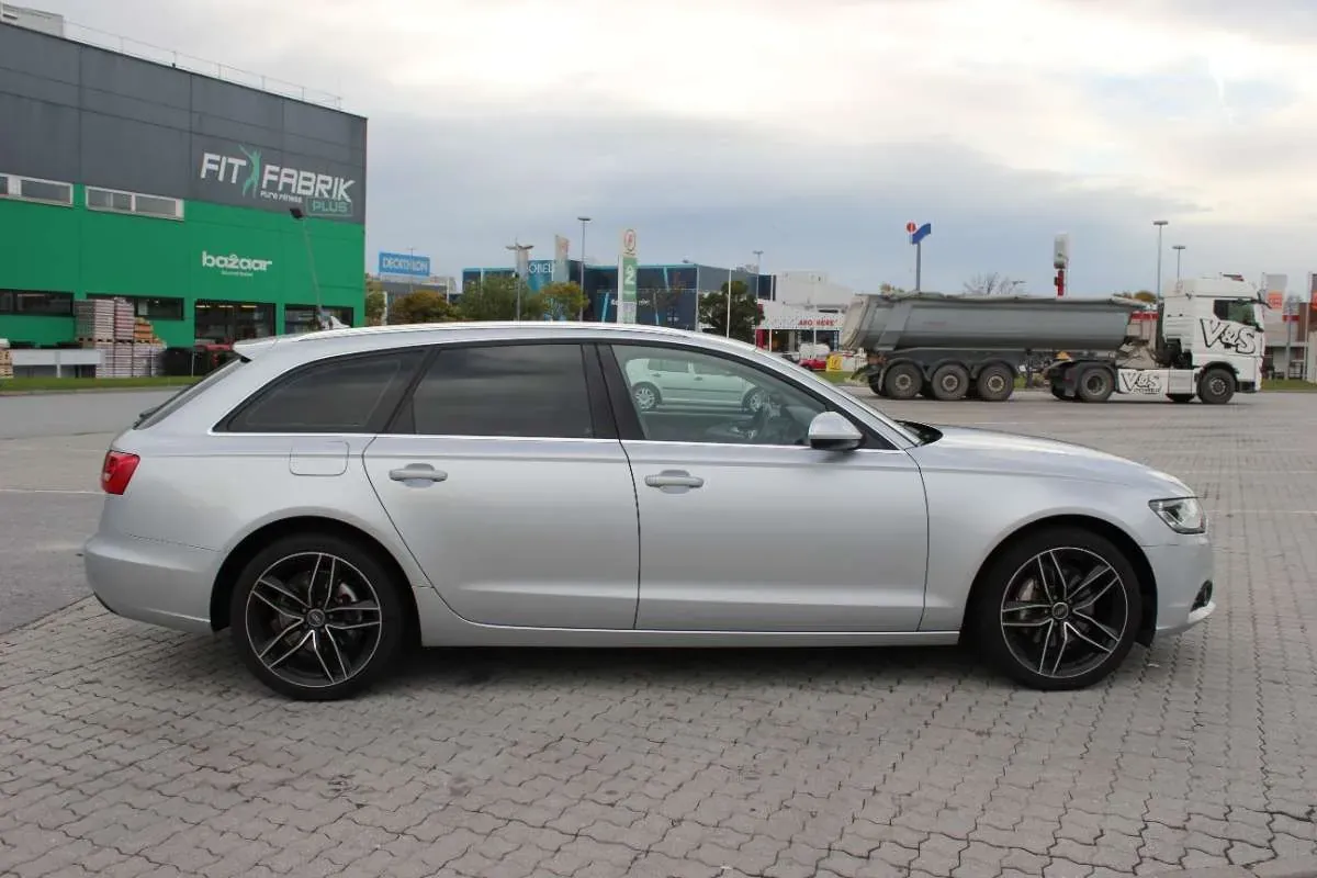 Audi A6 Avant 2013 photo 3