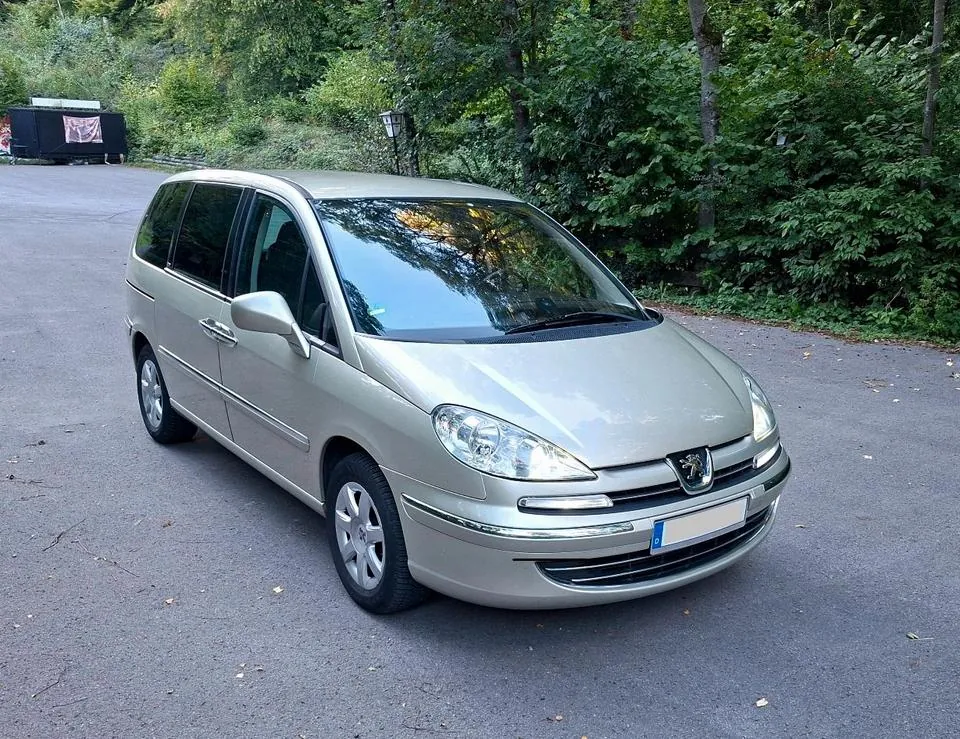 Peugeot 807