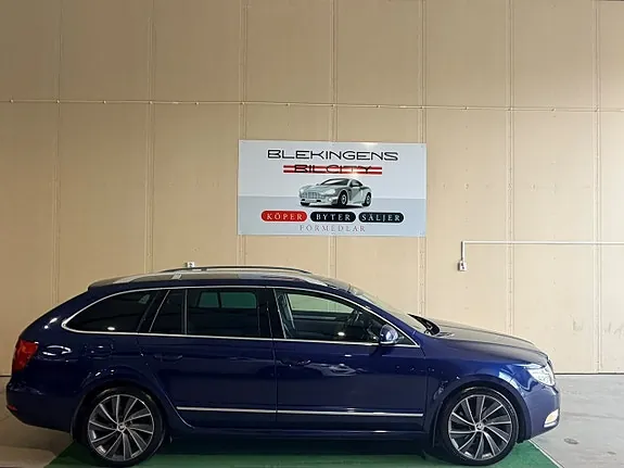 Skoda Superb 2013 photo 5