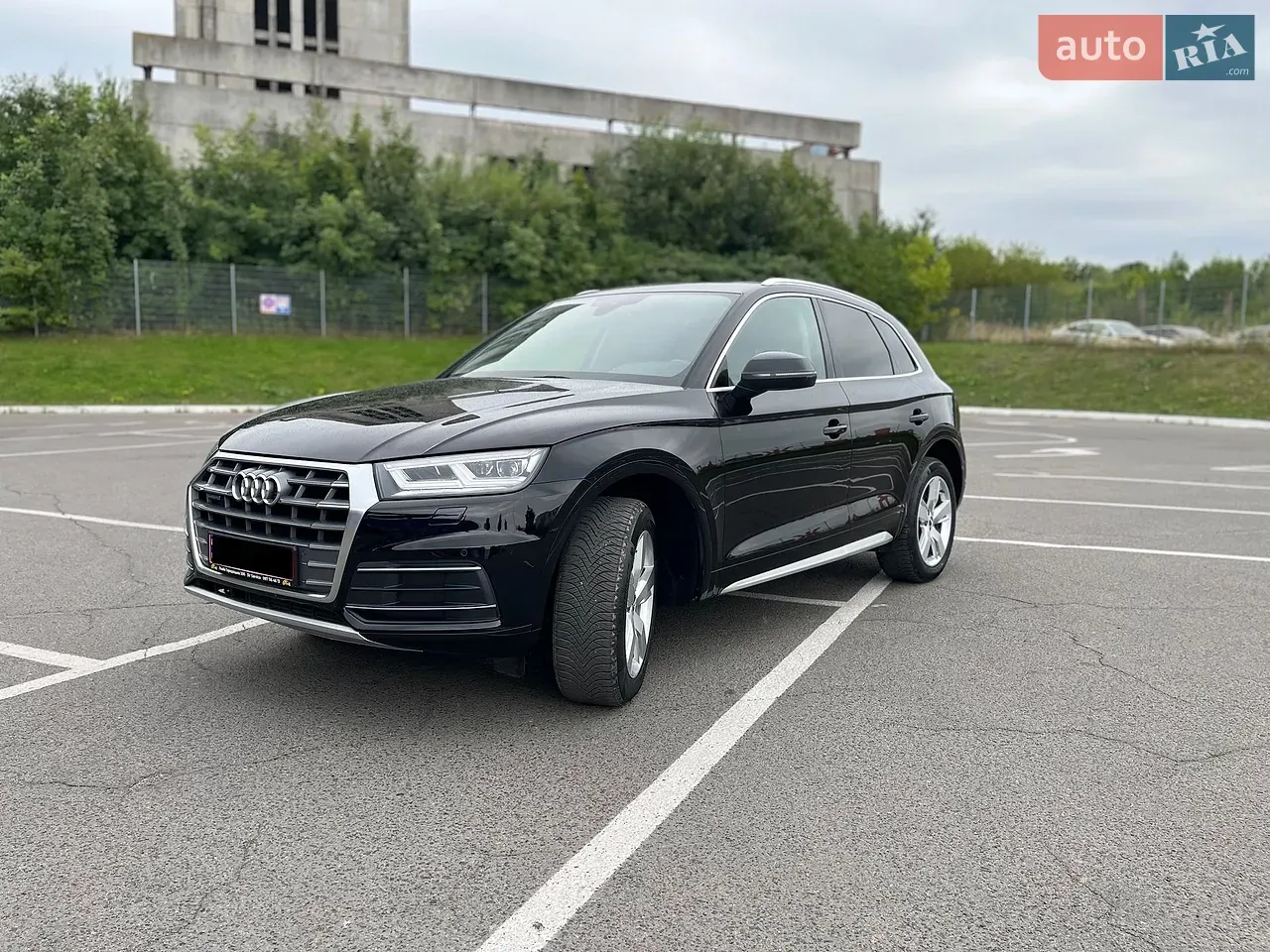 Audi Q5 2017 photo 2