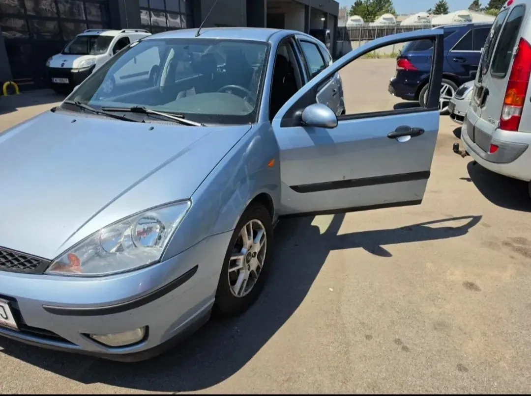 Ford Focus 2005 photo 3