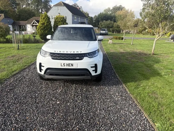 Land Rover Discovery 2020 photo 2