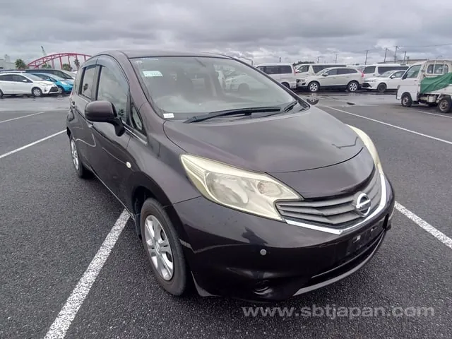 Nissan Note X