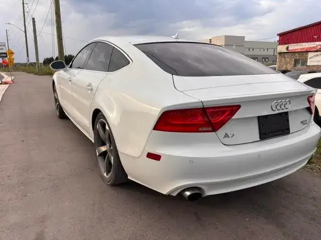 Audi A7 2012 photo 5