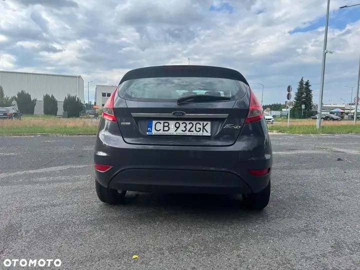 Ford Fiesta 2009 photo 5
