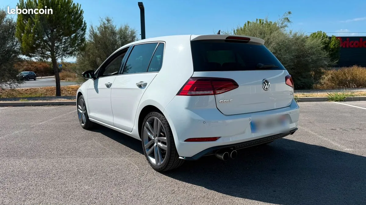 Volkswagen Golf 2017 photo 2