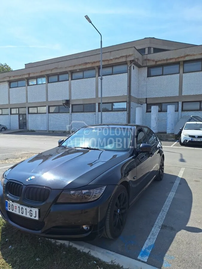 BMW 320 2009 photo 3